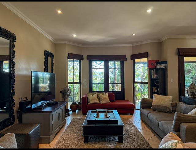 3 BEDROOM FREESTANDING FOR SALE IN ZIMBALI ESTATE